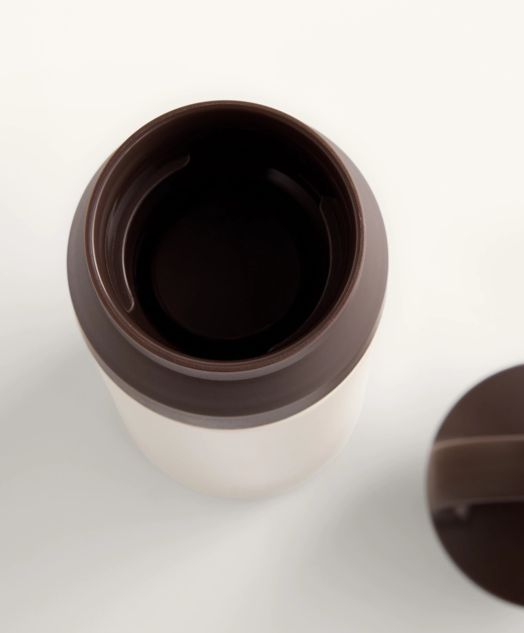 Бутылка с ручкой