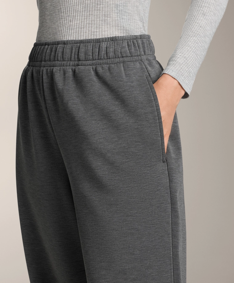 Мягкие джоггеры из меланжевого модала