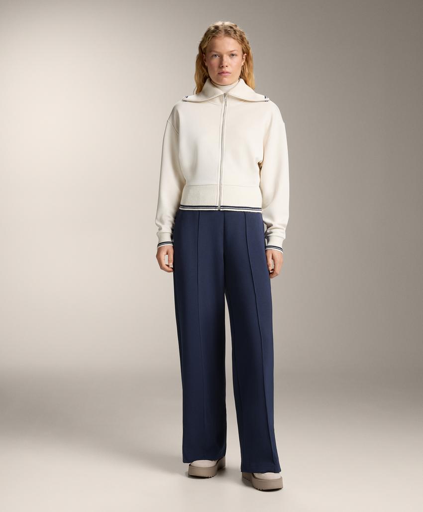 Прямые брюки супер высокой посадки из мягкого модала