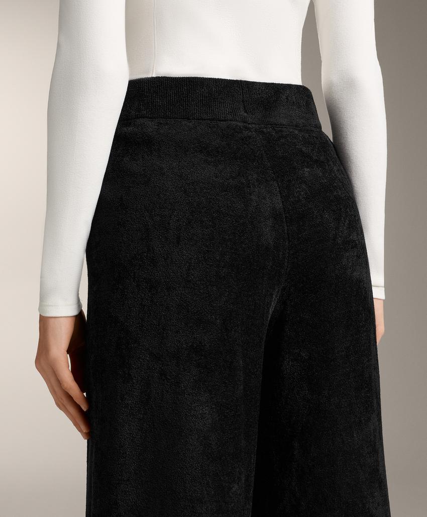 Шерстяные прямые брюки из мягкого велюра