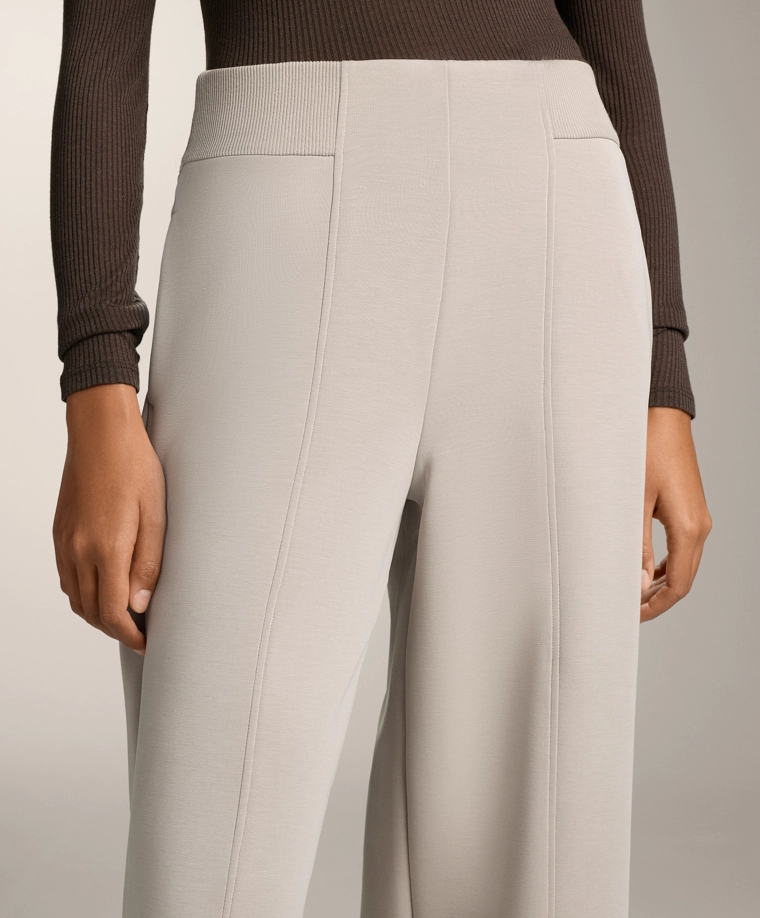 Супер высокие брюки с боковыми вставками и мягким пухом