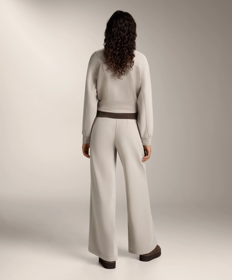 Супер высокие брюки с боковыми вставками и мягким пухом