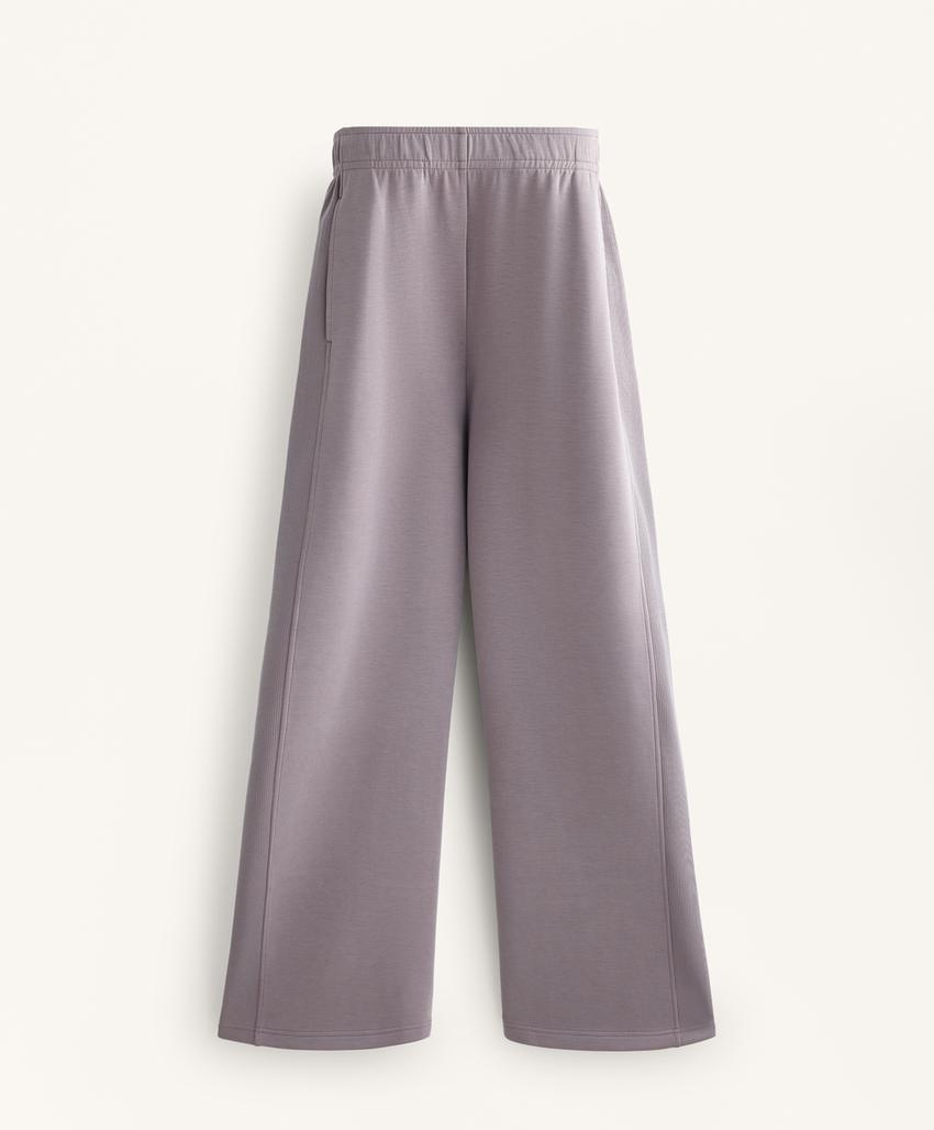 Прямые брюки из рибаны с мягким ощущением модала