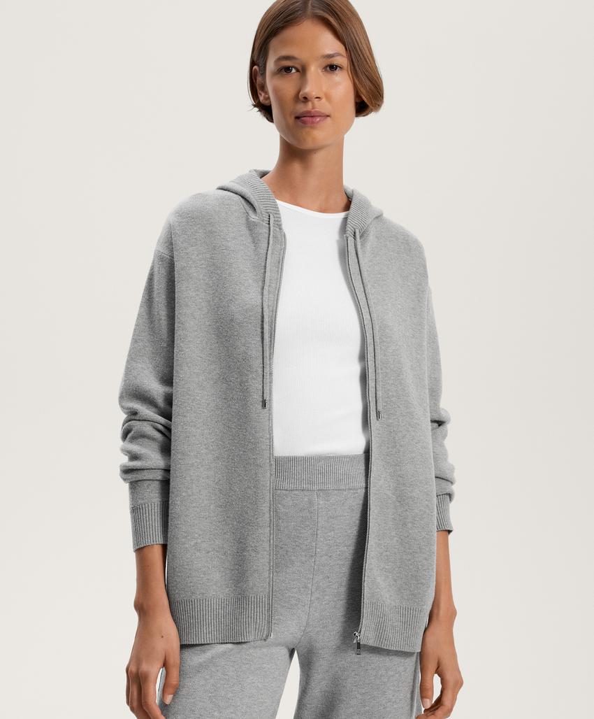 Длинный вязаный кардиган с капюшоном