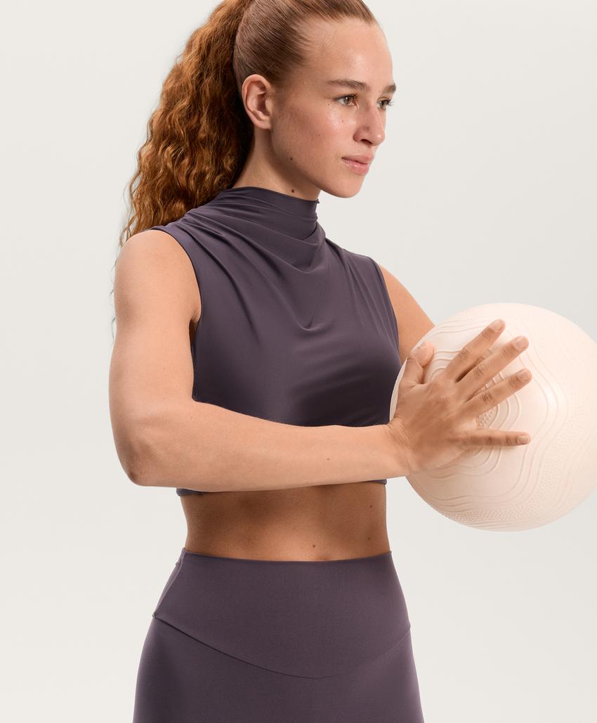 Темно-баклажанные трусы