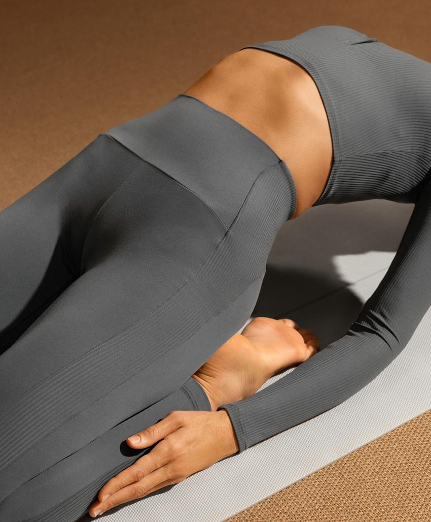 Лосины антрацитового цвета