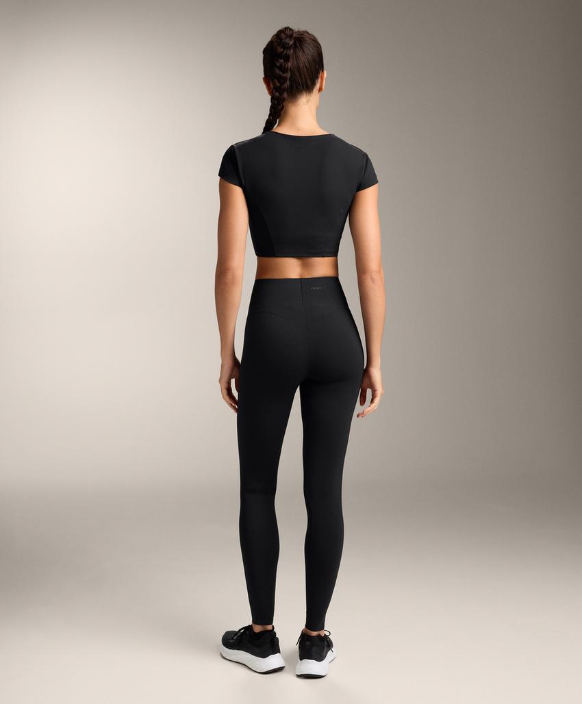 Пляжные шорты черного цвета