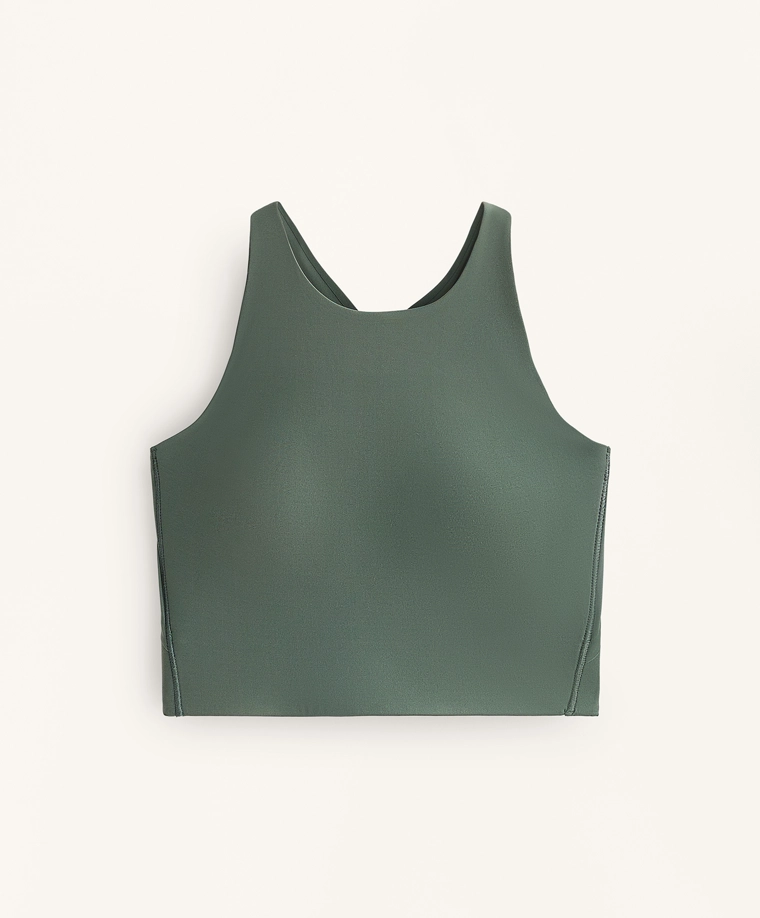 Теплый зеленый свитер