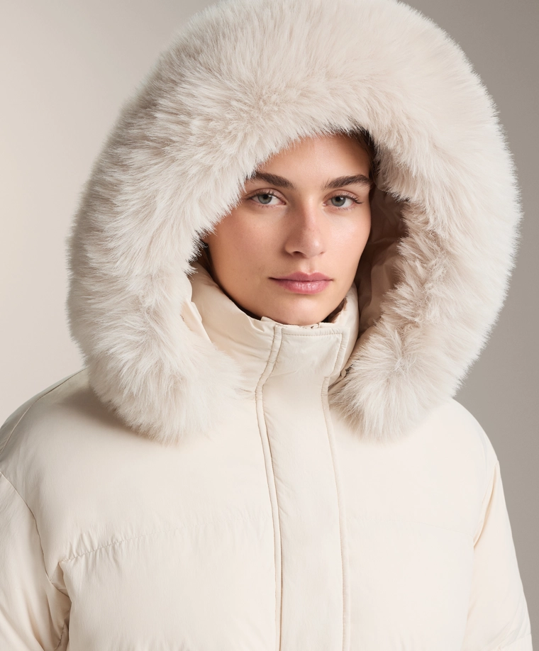 Жилетка с заполнителем из 100% пуха