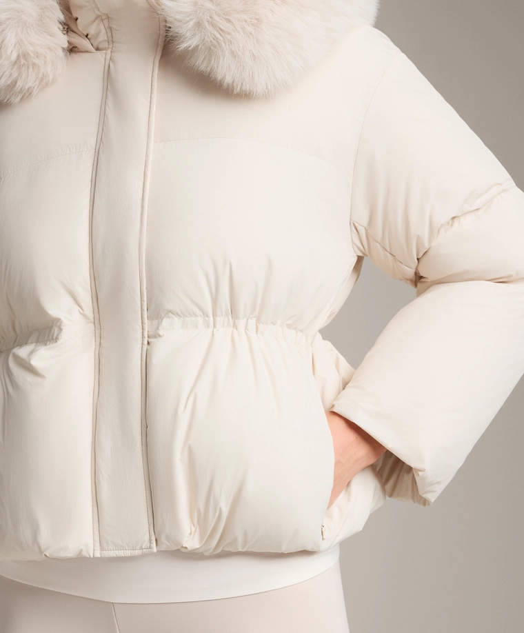 Жилетка с заполнителем из 100% пуха