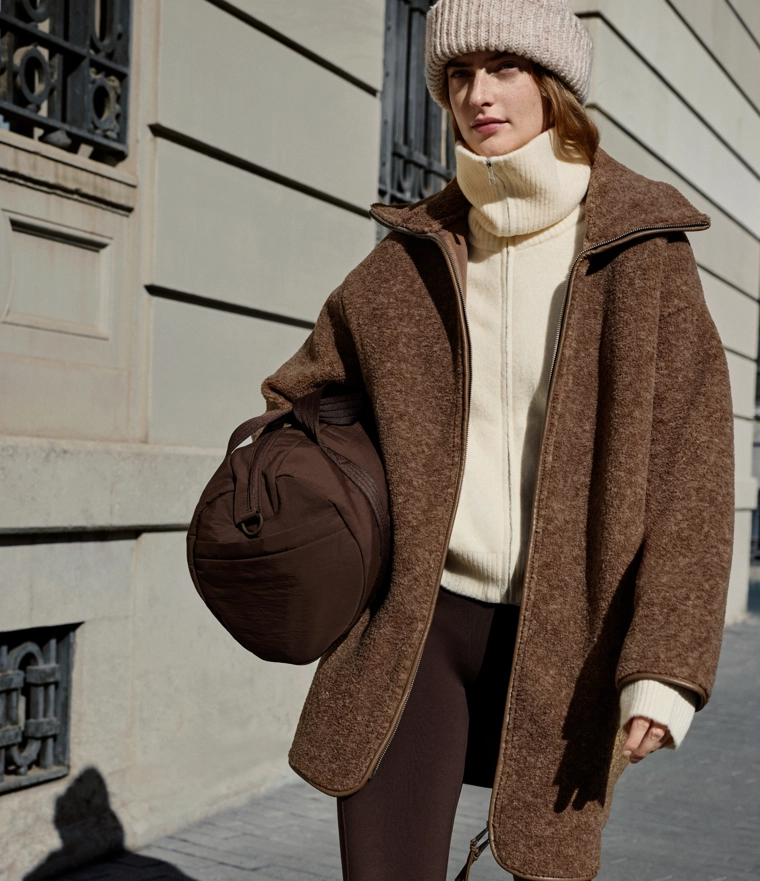 Длинное пальто из искусственной овчины доставим в рф