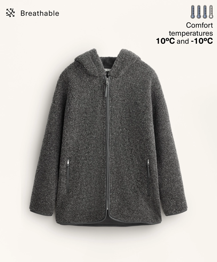 Пальто из полушерсти с капюшоном и меховой подкладкой доставим в рф