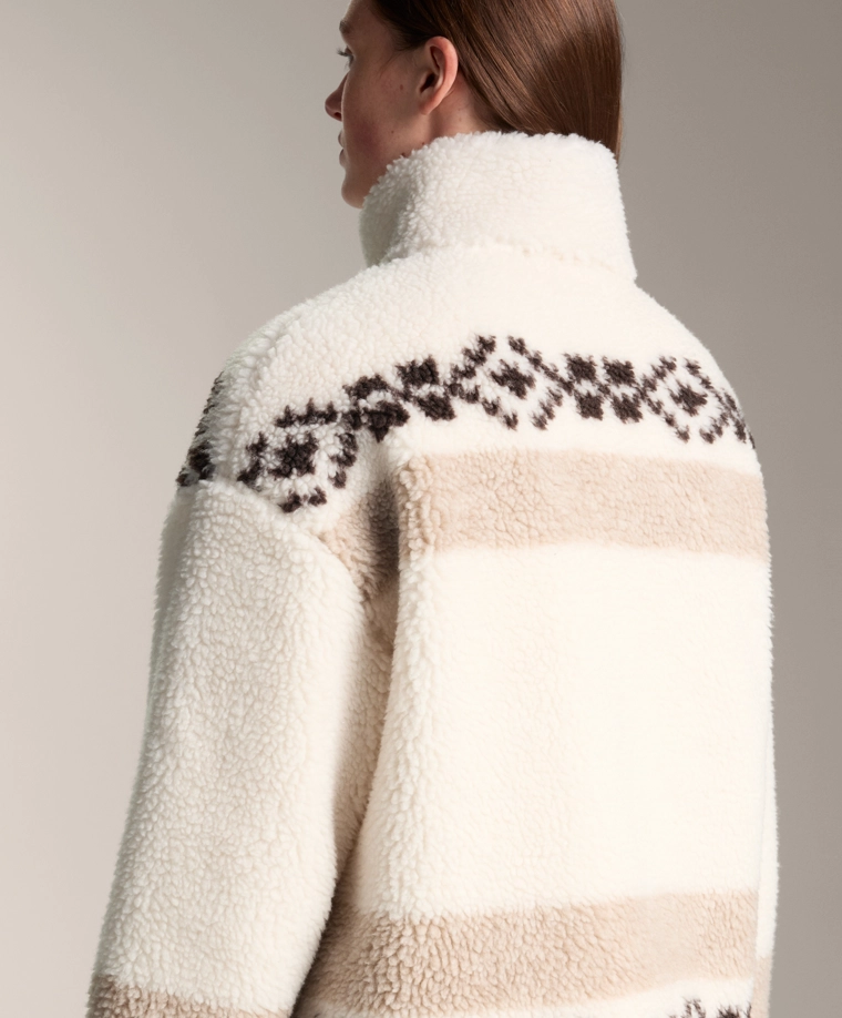 Куртка из искусственного меха оленя с высоким воротом