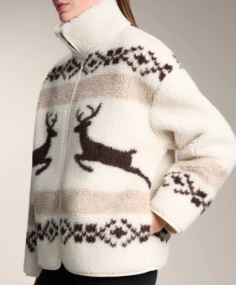 Куртка из искусственного меха оленя с высоким воротом