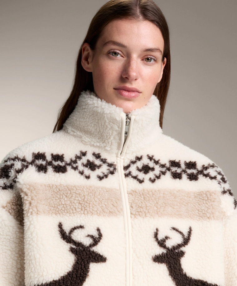 Куртка из искусственного меха оленя с высоким воротом