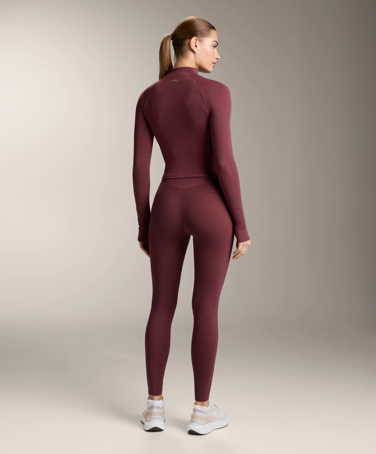 Легкая теплая техническая куртка