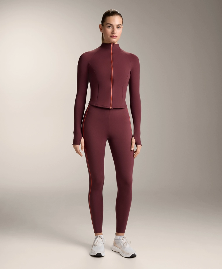 Легкая теплая техническая куртка