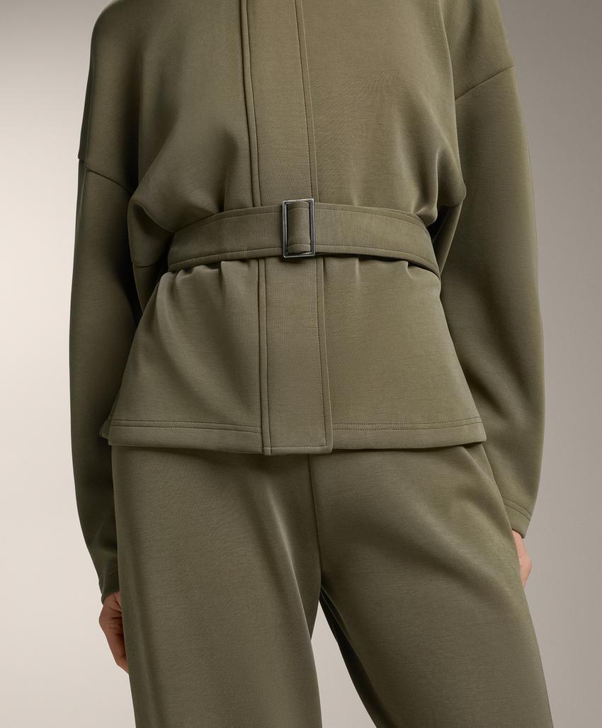 Плащ с поясом из мягкого модала