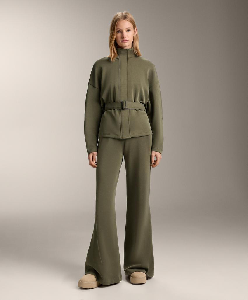 Плащ с поясом из мягкого модала