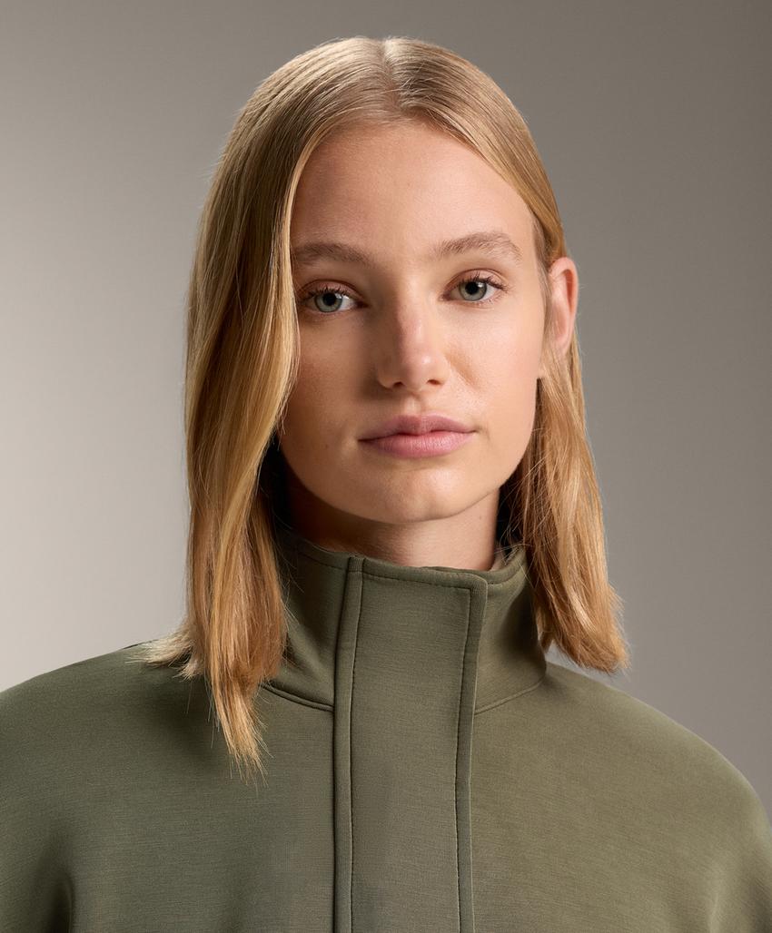 Плащ с поясом из мягкого модала