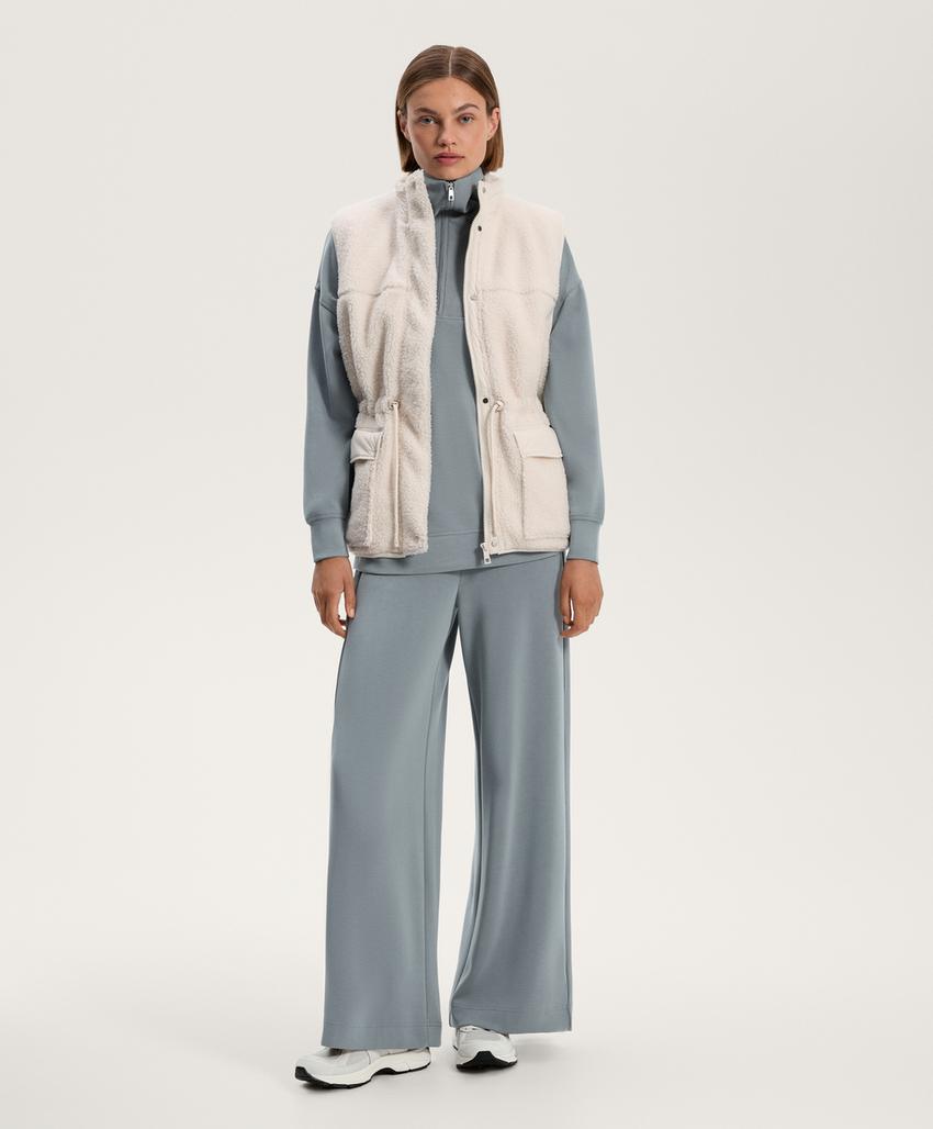 Длинный свитшот с воротником-стойкой из мягкого модала