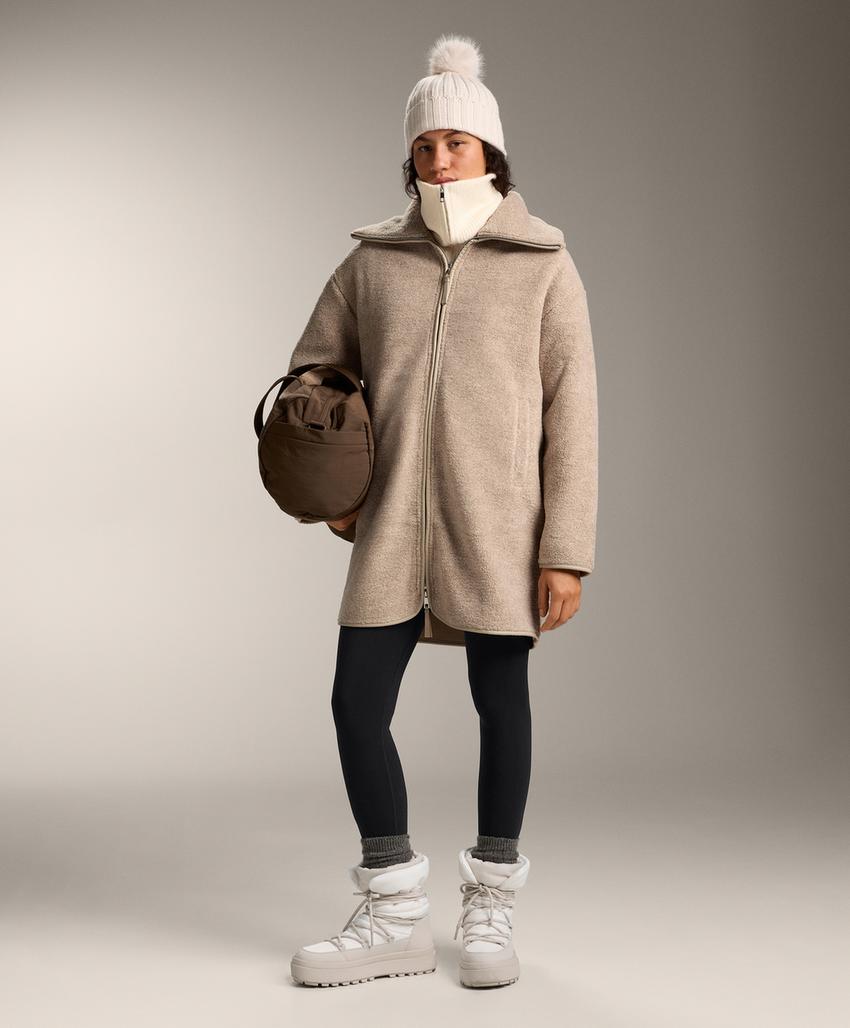 Длинный псевдо-овчинный пальто