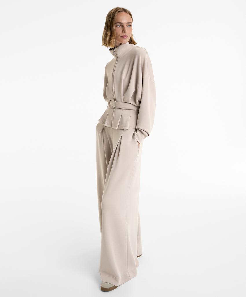 Платье пудровое taupe