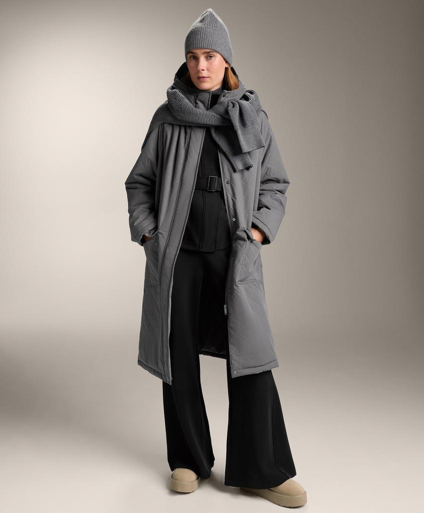 Длинный плащ с поясом из модала с начесом