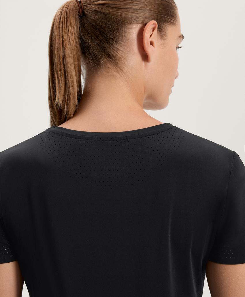 Футболка с коротким рукавом техническая приталенная