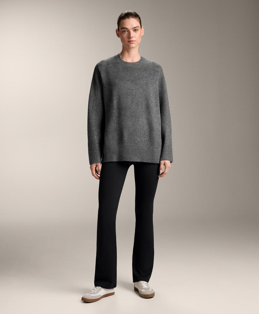 Мягкий свитер с круглым вырезом, цвет асфальтово-серый | 3652/885/845