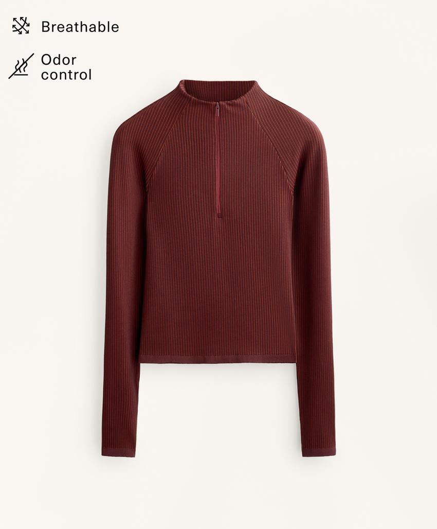 Футболка с длинными рукавами из технического материала