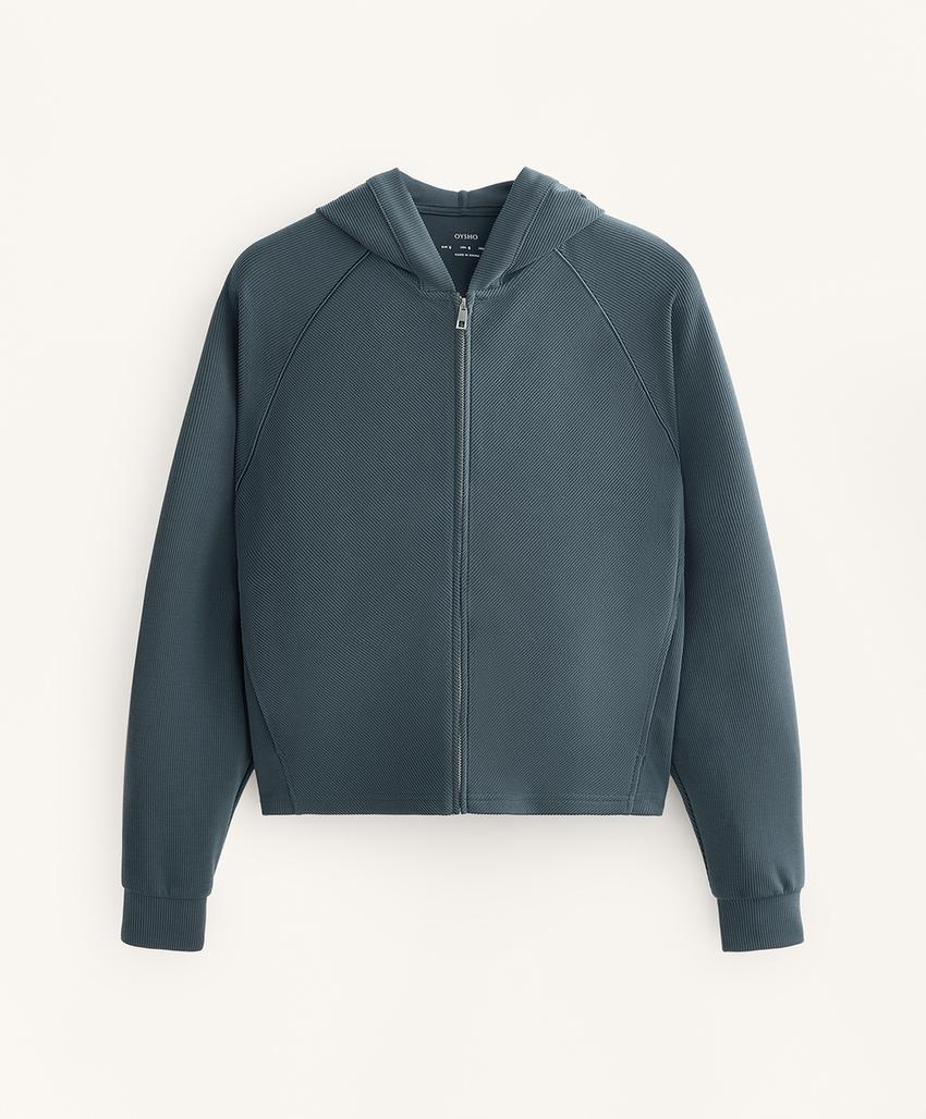 Жакет с капюшоном из риба, 29% модал