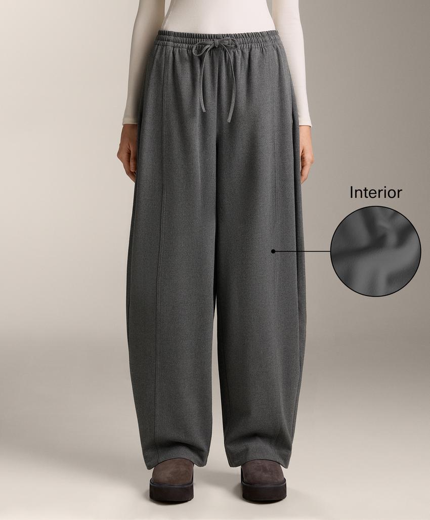 Брюки свободного кроя из плотной ткани