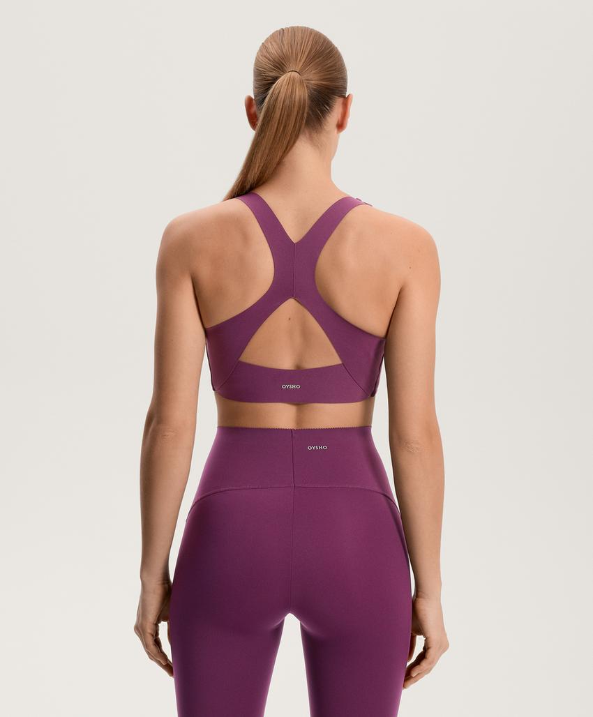 Бюстгальтер средней поддержки с каркасами