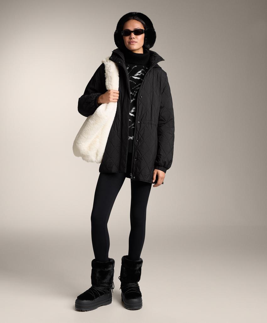 Пуловер с горным узором