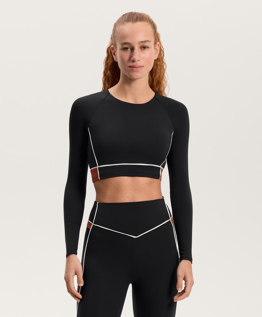 Топ с длинным рукавом и блочными вставками comfortlux