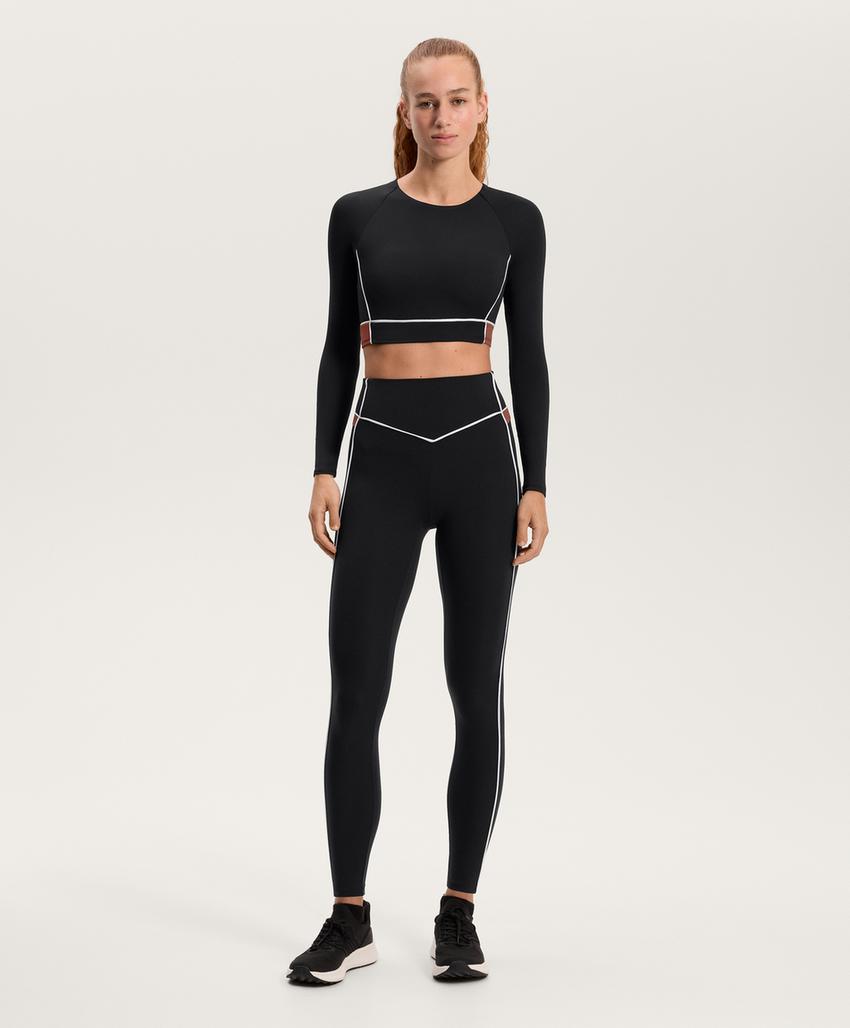 Топ с длинным рукавом и блочными вставками comfortlux