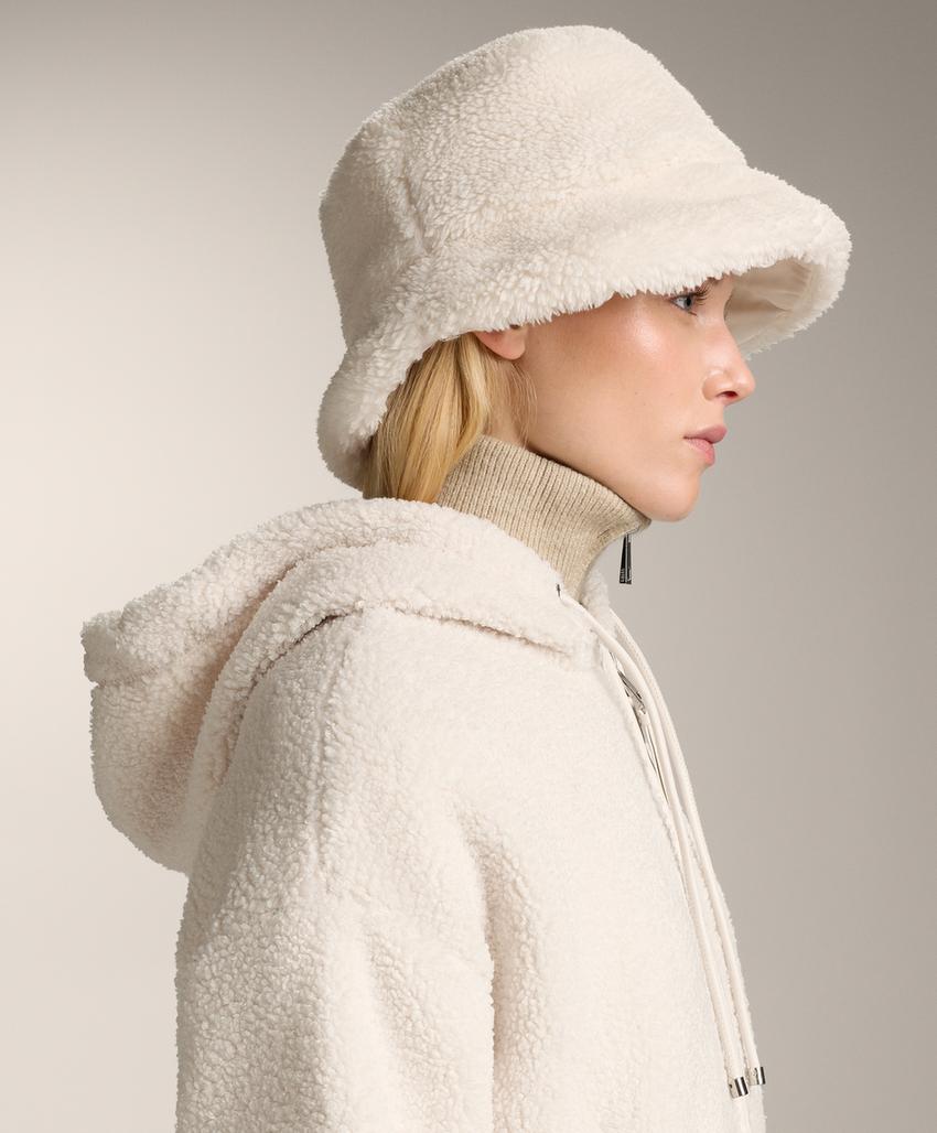 Воротник из искусственного овчины в стиле бакет