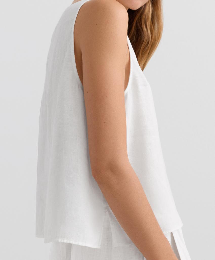 Топ с v-образным вырезом и бретелью из 100% льна