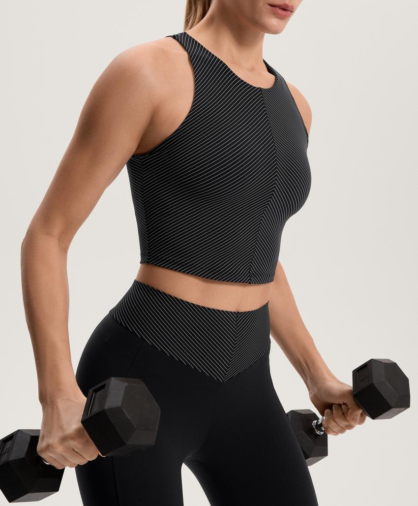 Компрессионный топ в полоску