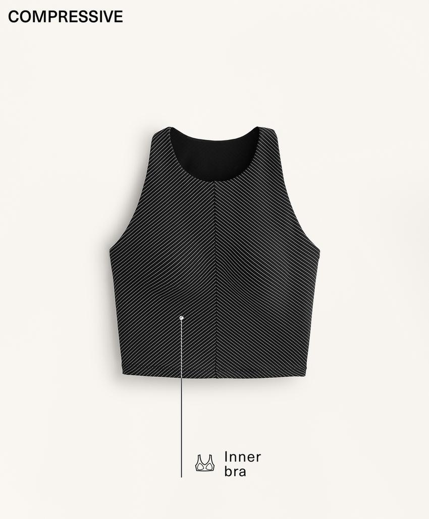 Компрессионный топ в полоску