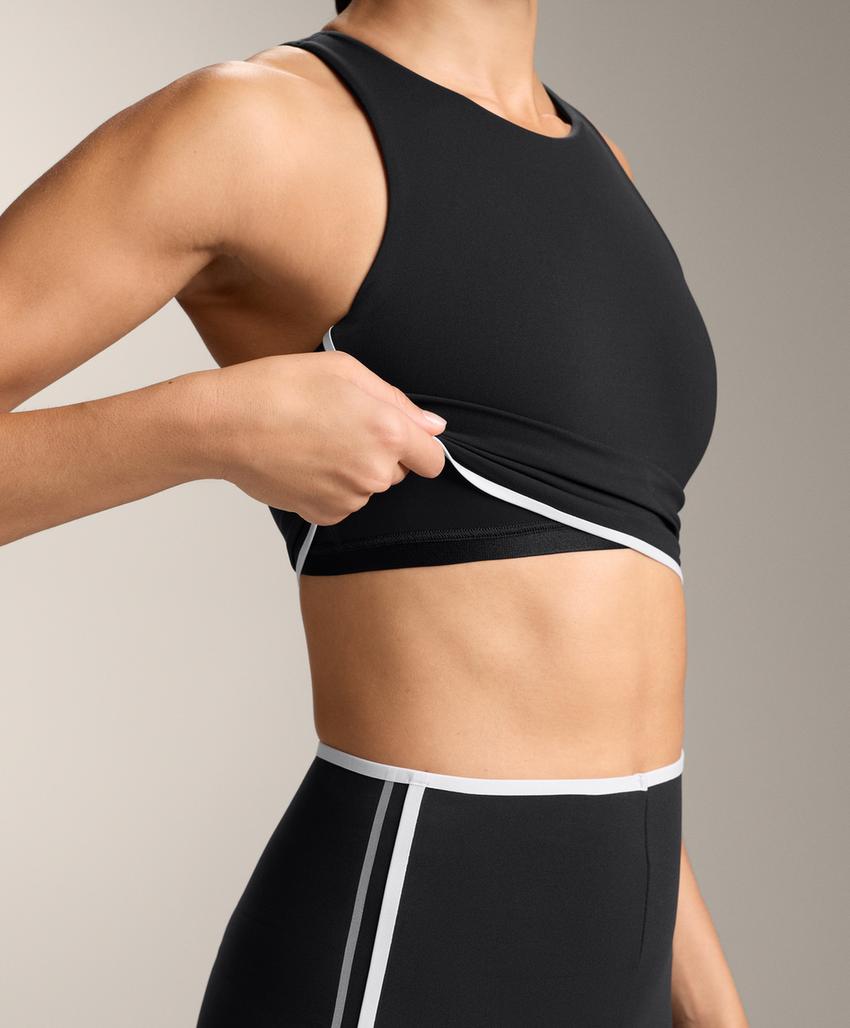 Топ с утягивающим эффектом retro