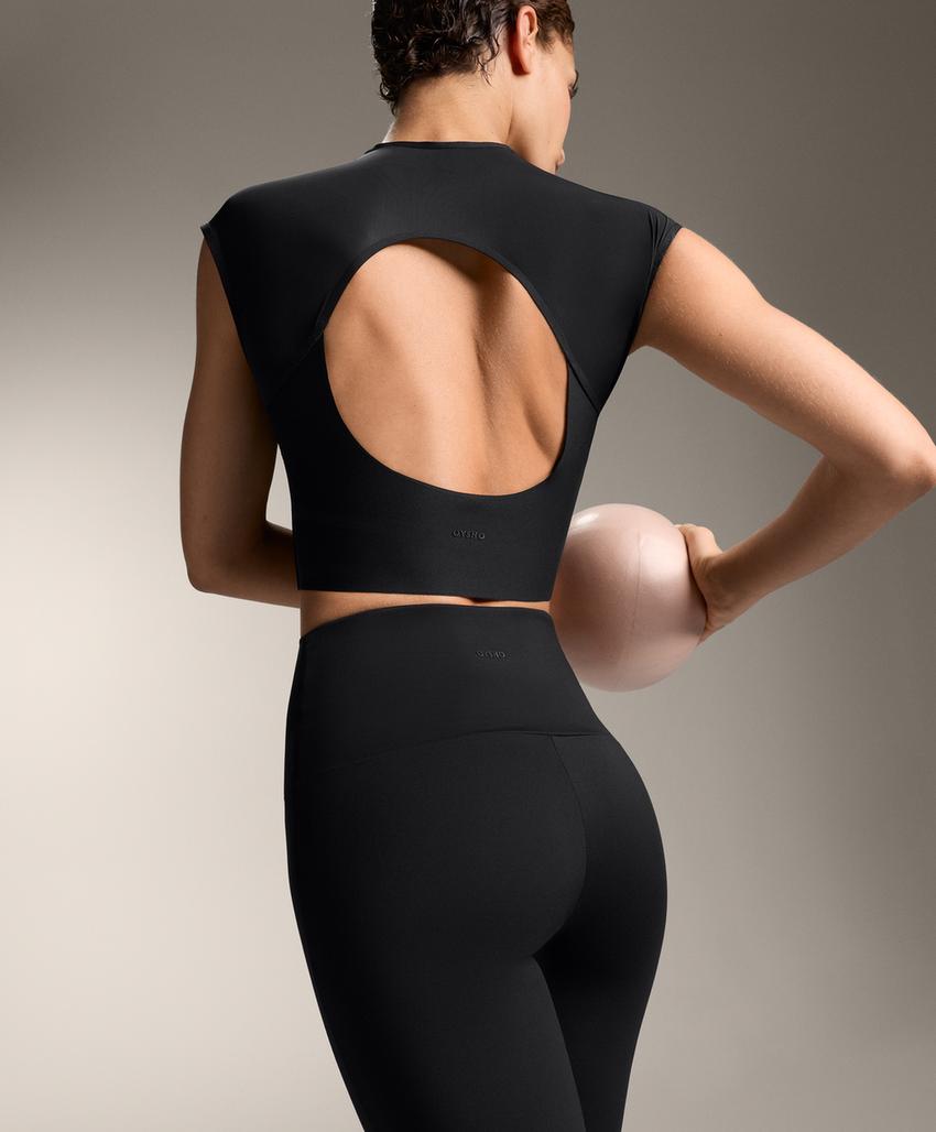 Топ-майка из сетчатого материала perfect-adapt