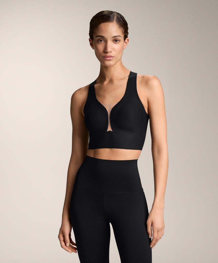 Топ-майка из невесомого материала perfect-adapt