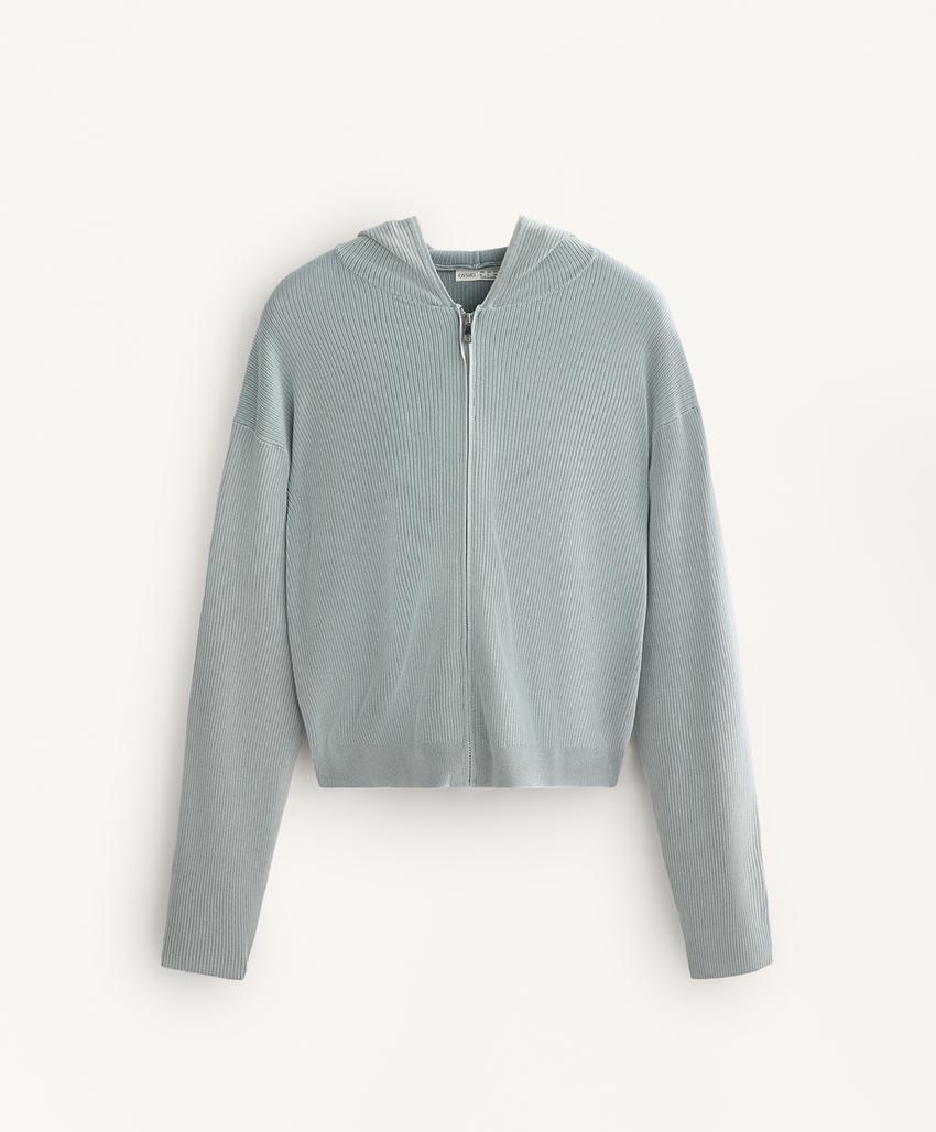 Трикотажная куртка с капюшоном