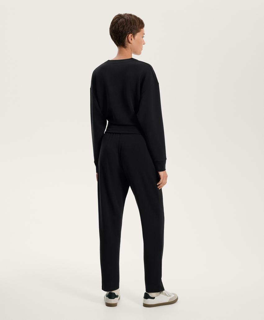 Свитшот с v-образным вырезом и приталенной талией из мягкого модала