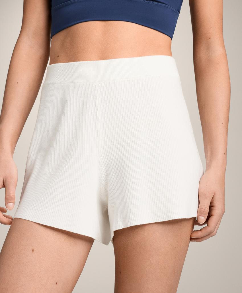 Шорты из вязаного хлопка с эффектом потертости