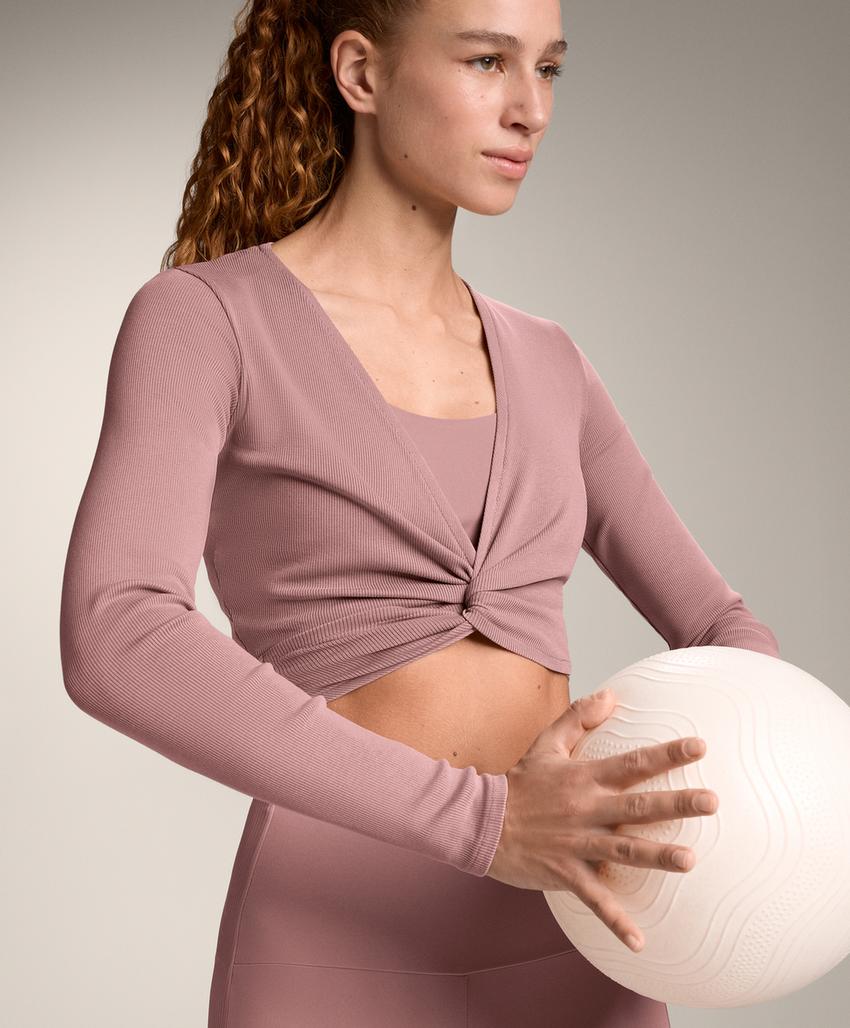 Топ из смесового хлопка со скругленной оборкой