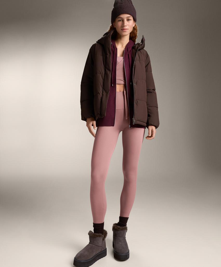 Топ из смесового хлопка со скругленной оборкой