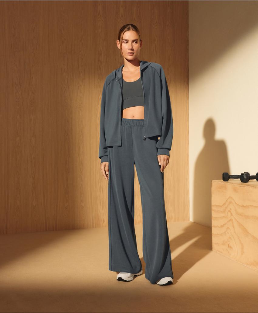 Прямые трикотажные брюки с добавлением 29% модала